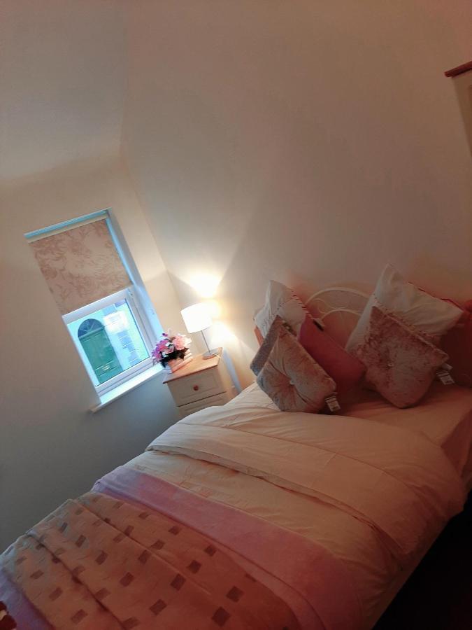 Main Street Apartment Carrick-on-Shannon Bagian luar foto
